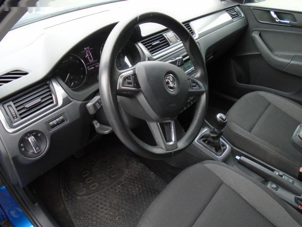 2015 Škoda RAPID - 16