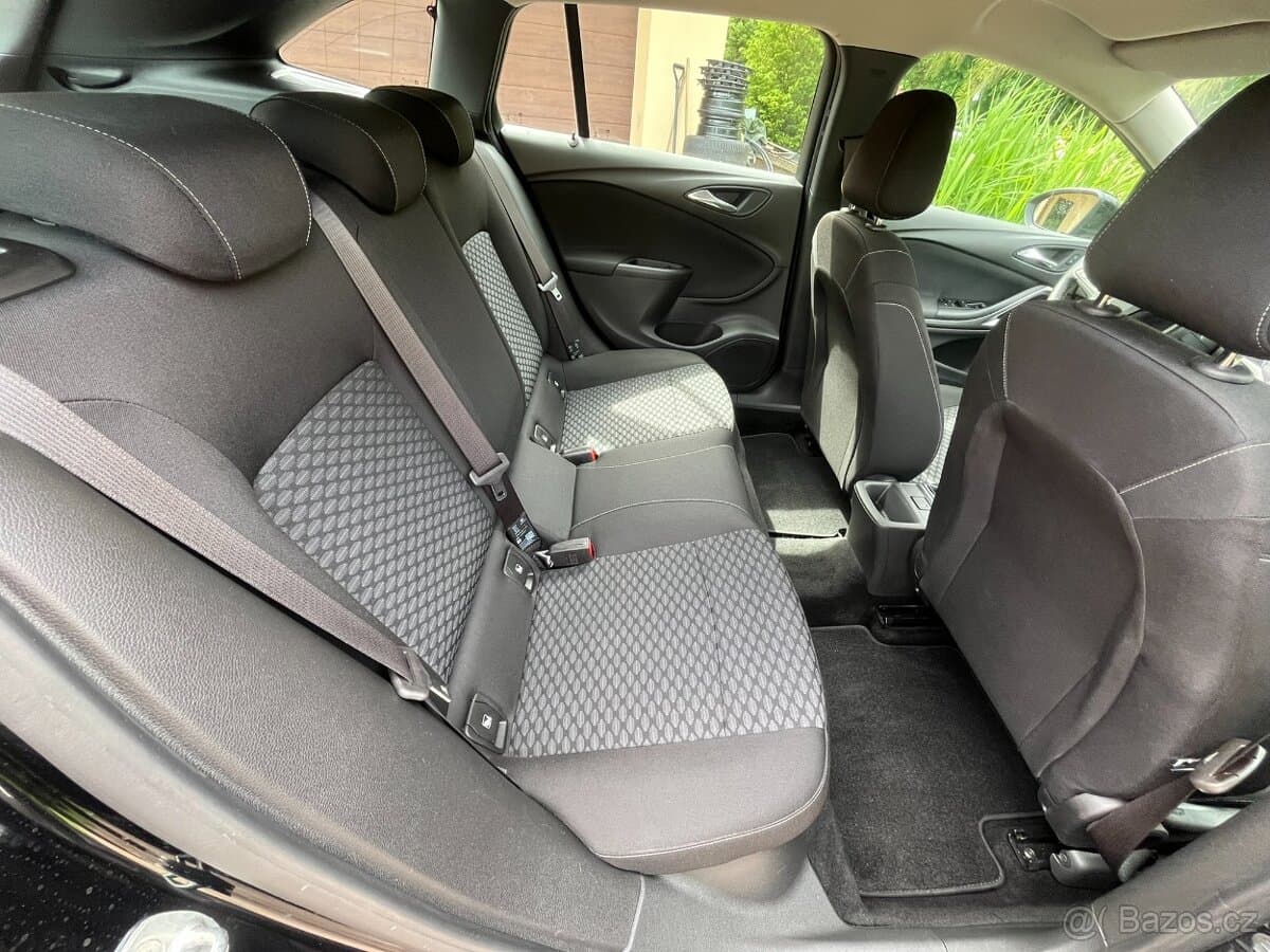 2019 Opel ASTRA - 16