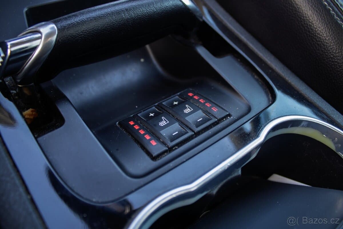2013 Ford S-MAX - 16
