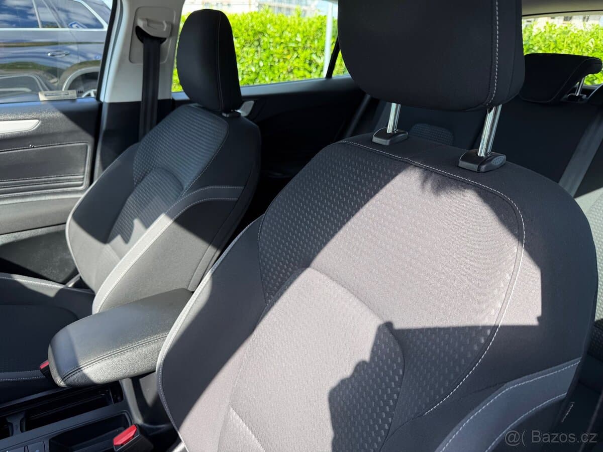 2019 Ford FOCUS - 16
