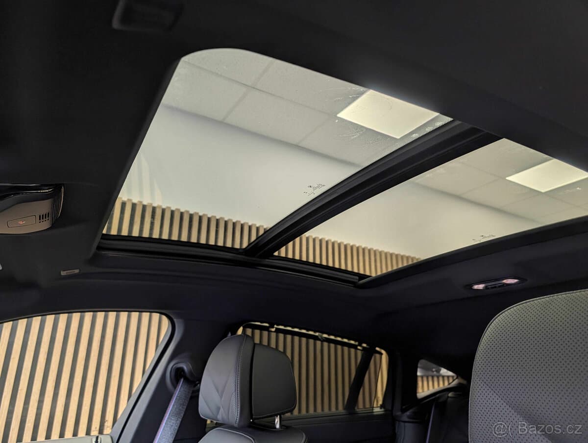 2025 BMW X6 - 16