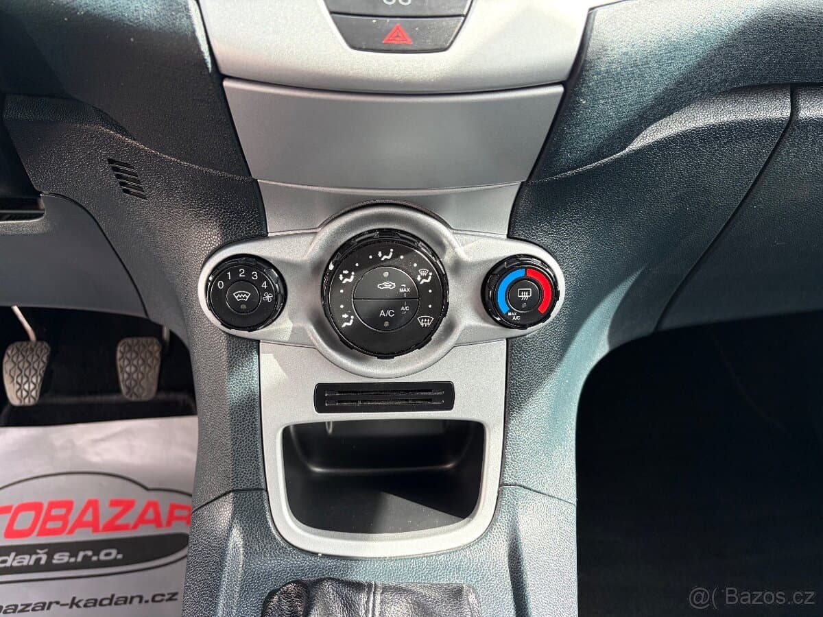 Ford FIESTA - 16