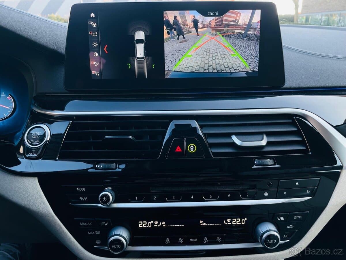 2019 BMW 5-SERIES - 16