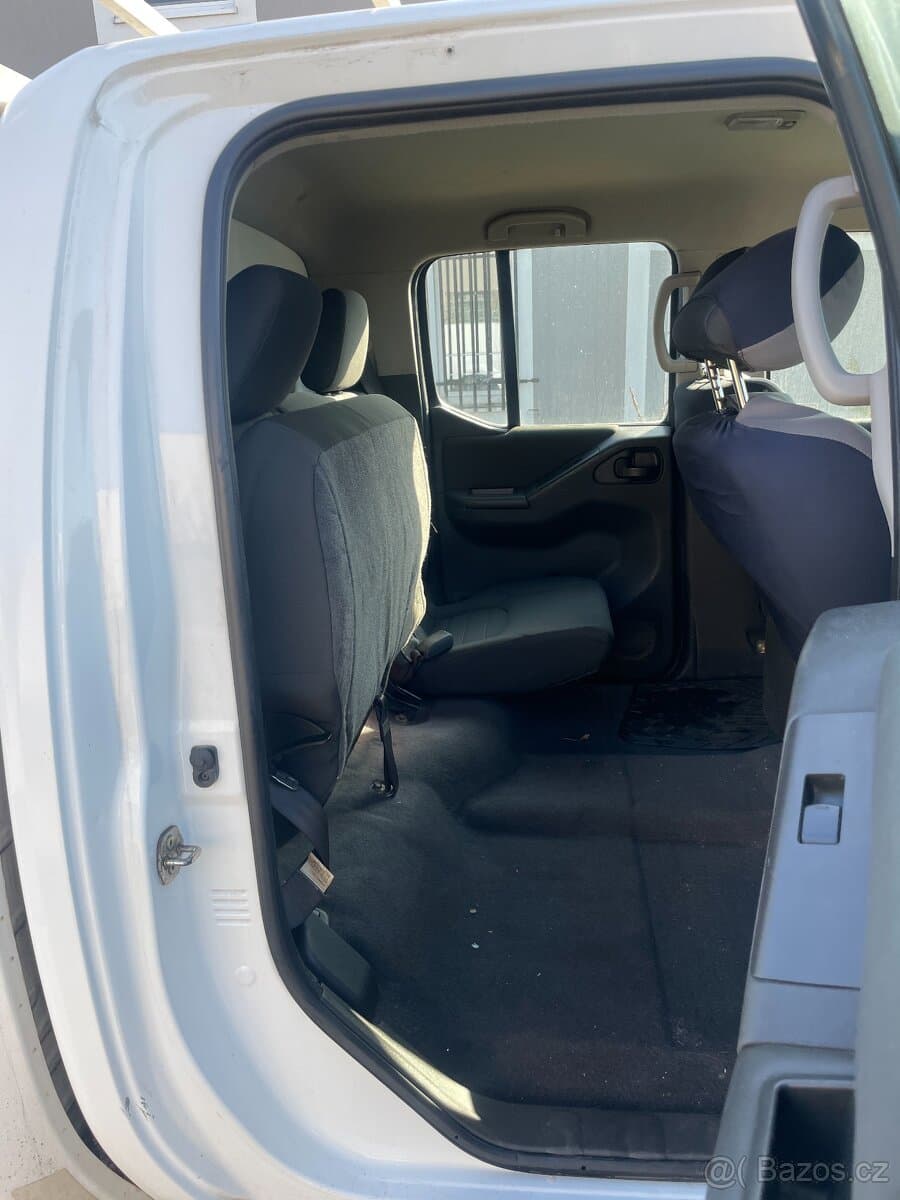 2015 Nissan NAVARA - 16