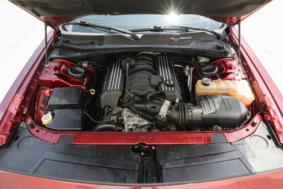 2020 Dodge CHALLENGER - 16