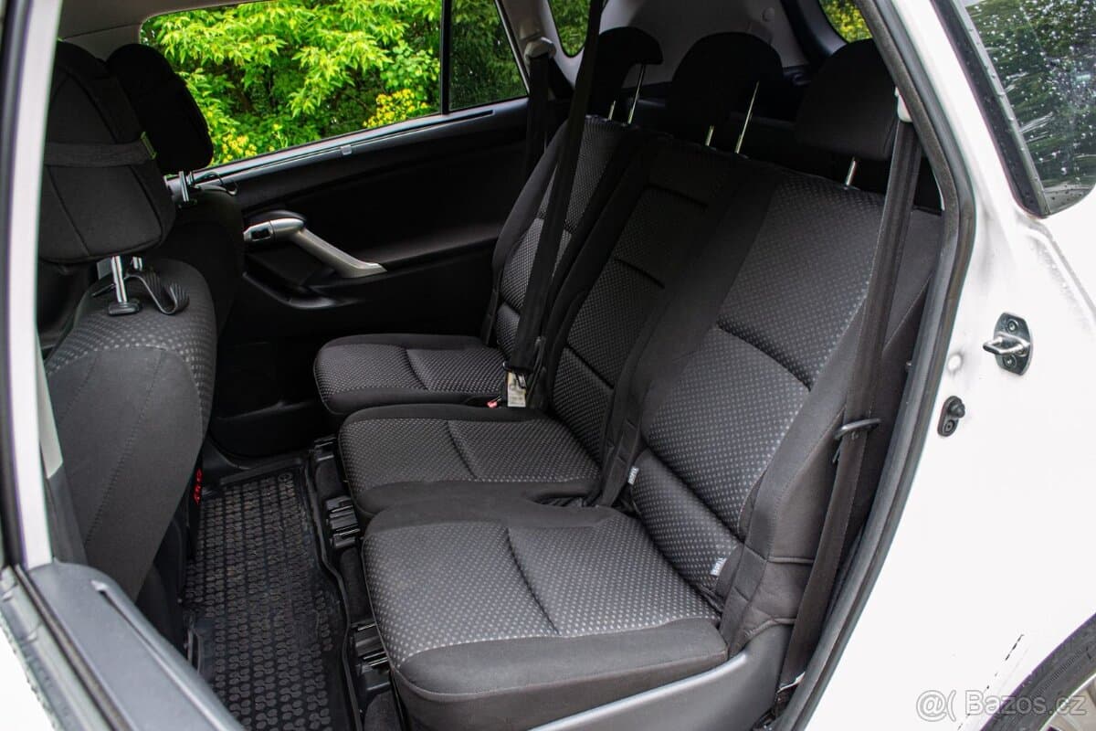 2011 Toyota VERSO - 16