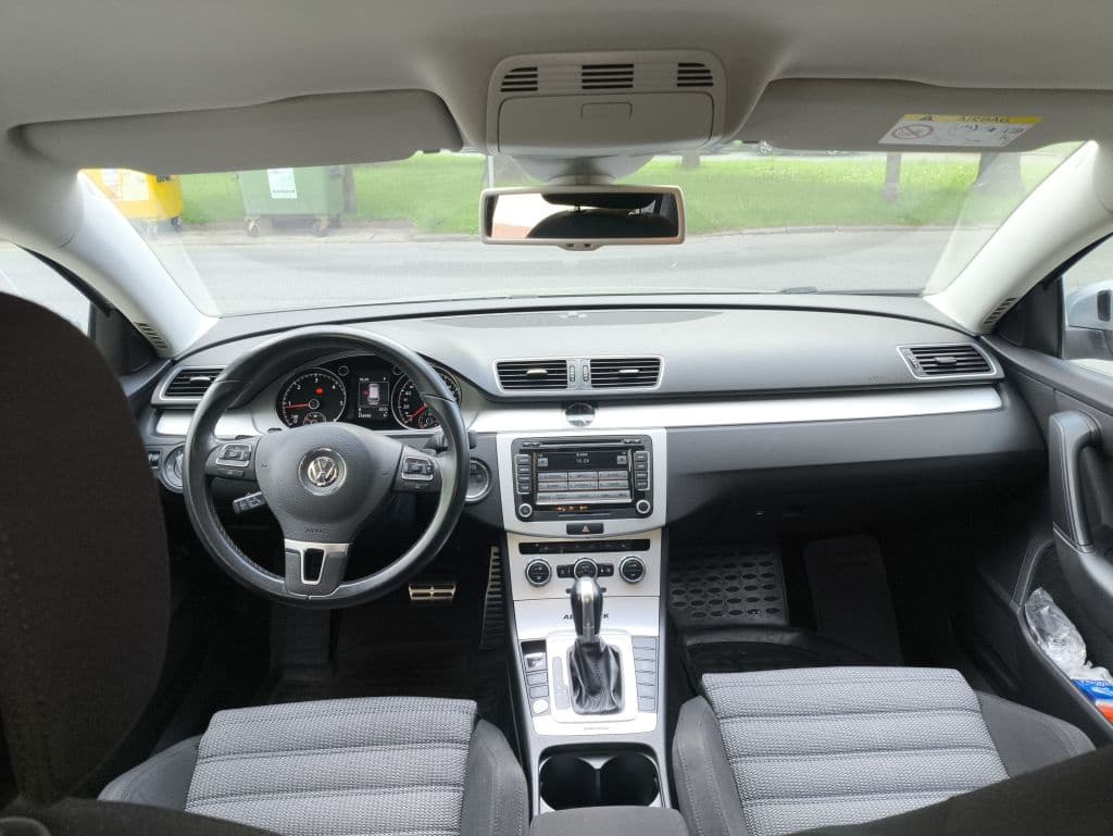 2014 Volkswagen PASSAT - 16