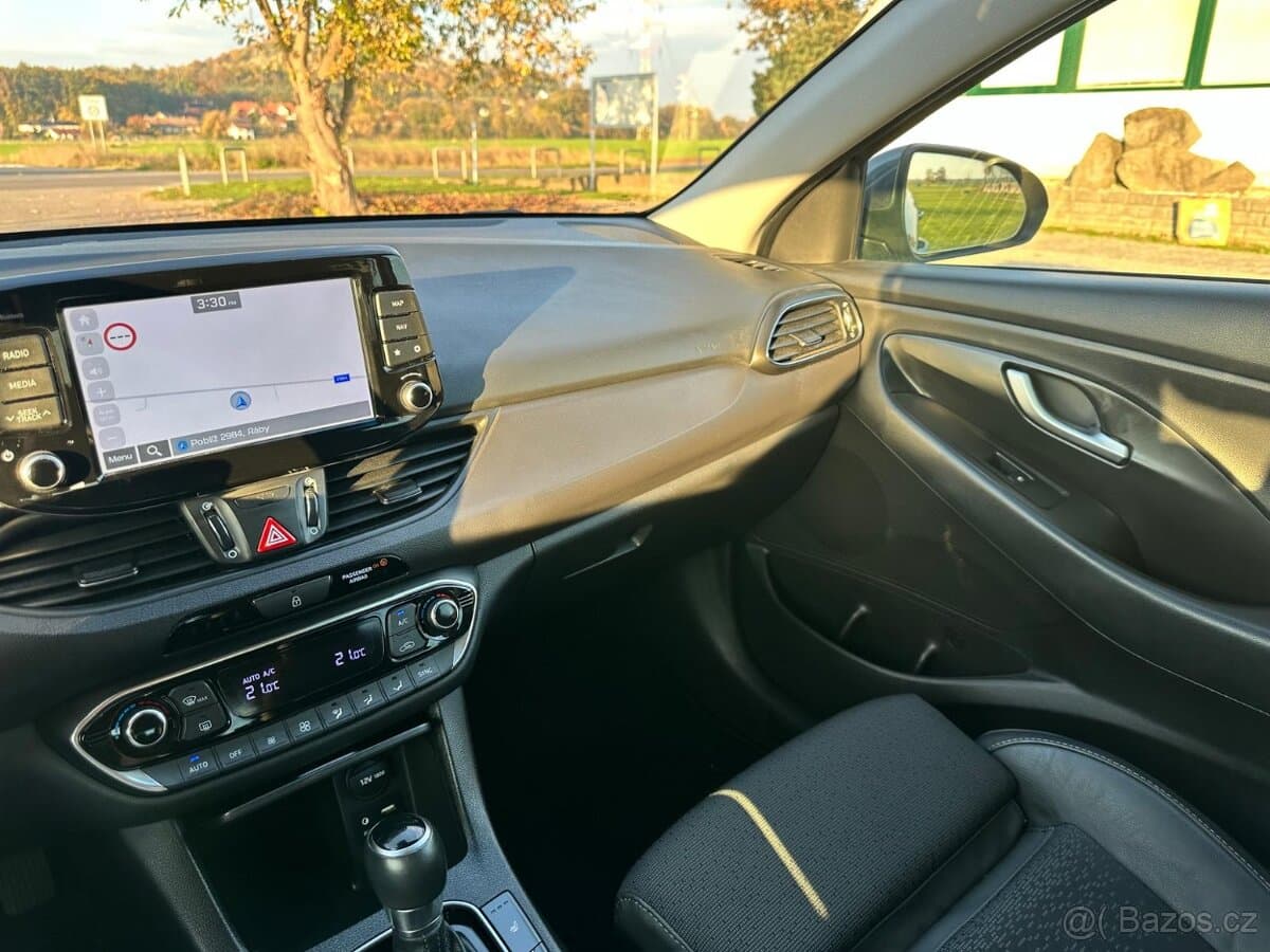 2019 Hyundai i30 - 16