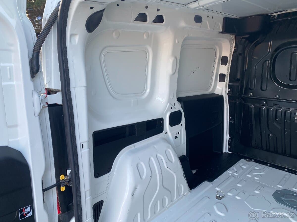 Fiat DOBLO - 16