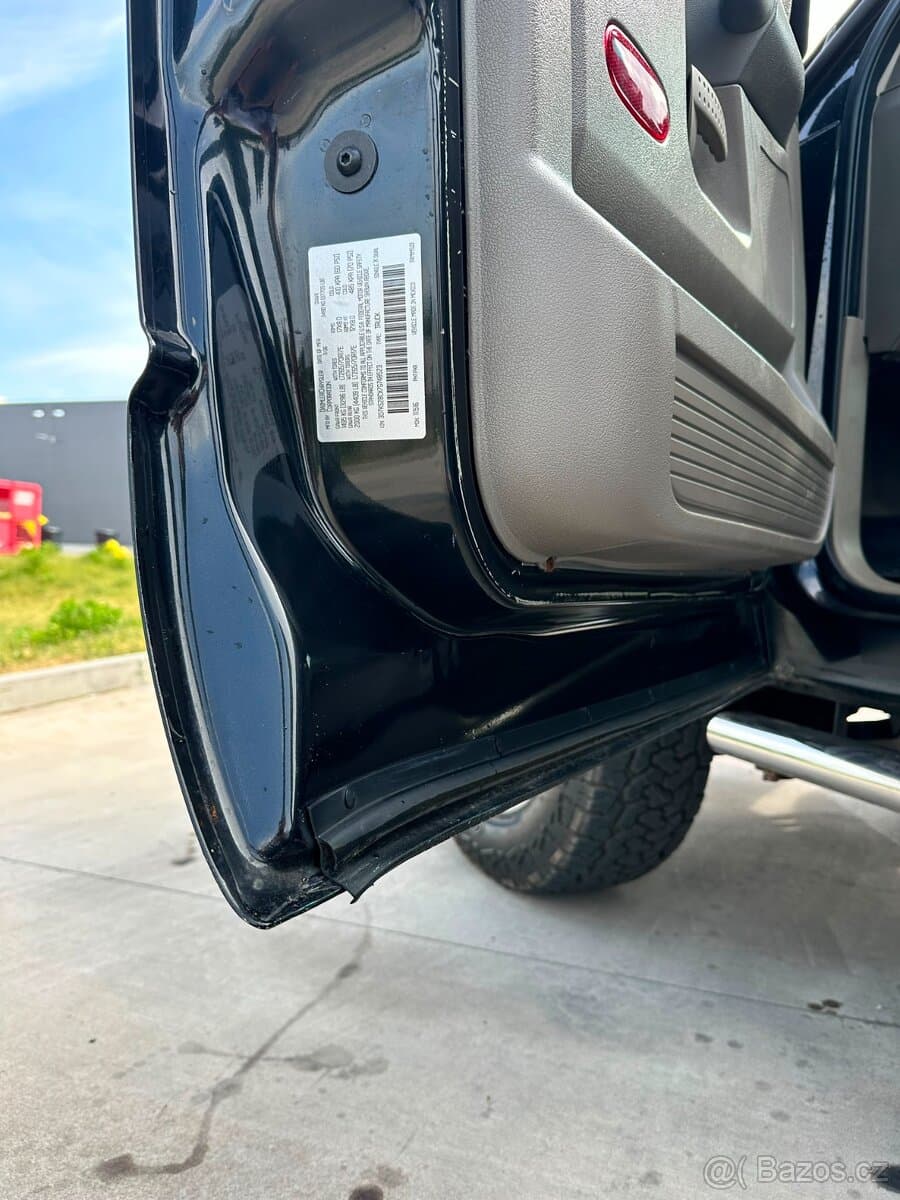 2007 Dodge RAM - 16