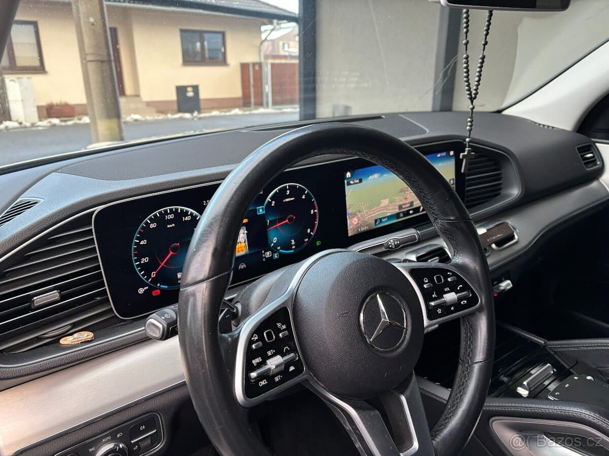 2019 Mercedes-Benz GL - 16