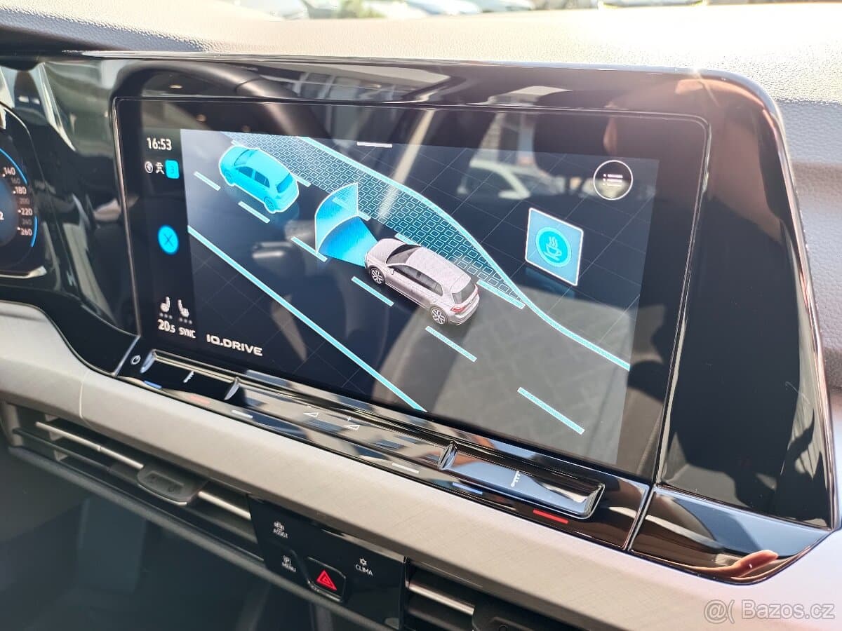 2023 Volkswagen GOLF - 16