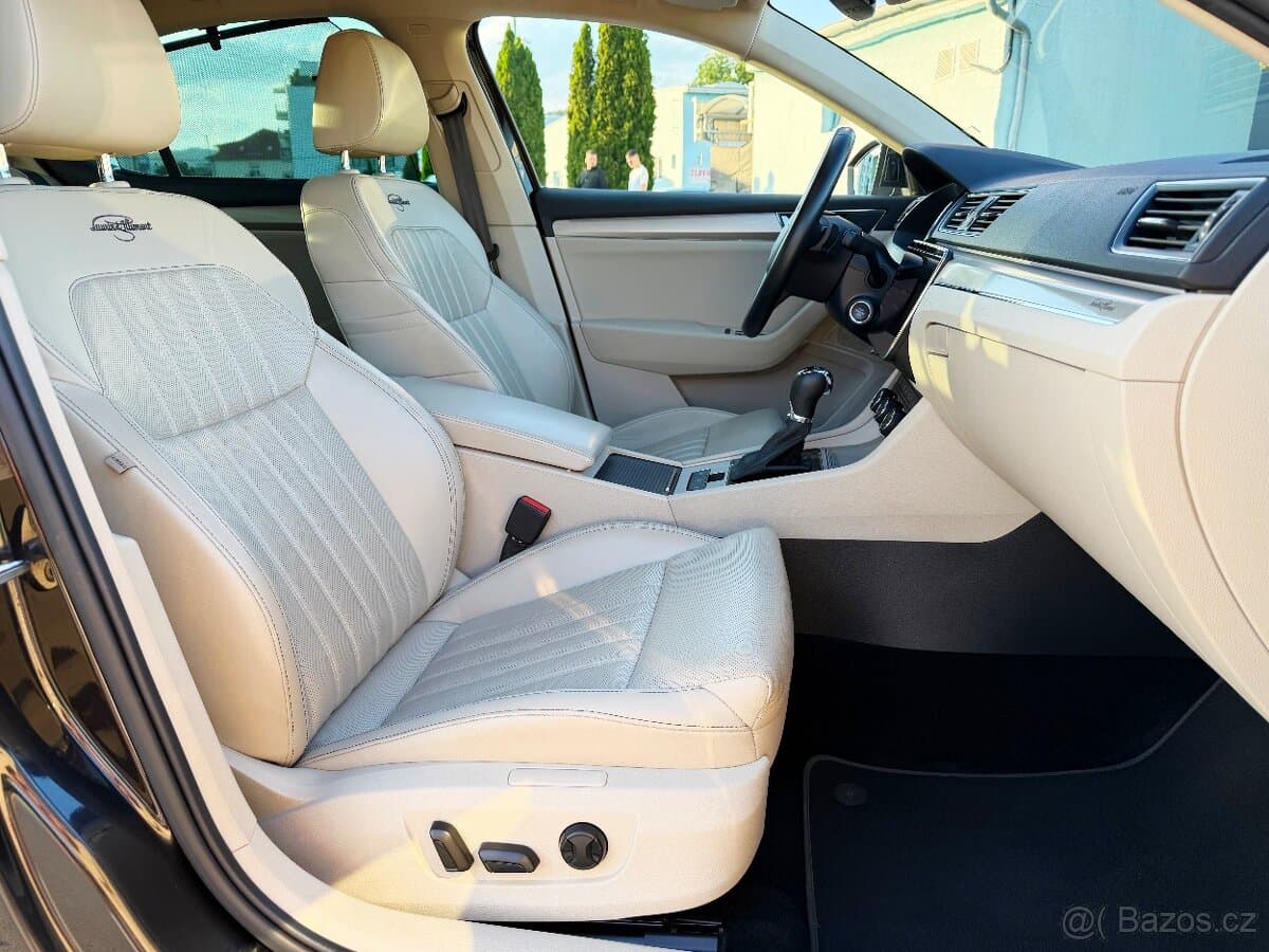 2019 Škoda SUPERB - 16