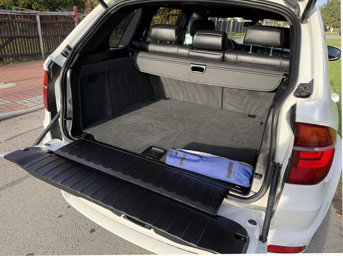 2011 BMW X5 - 16
