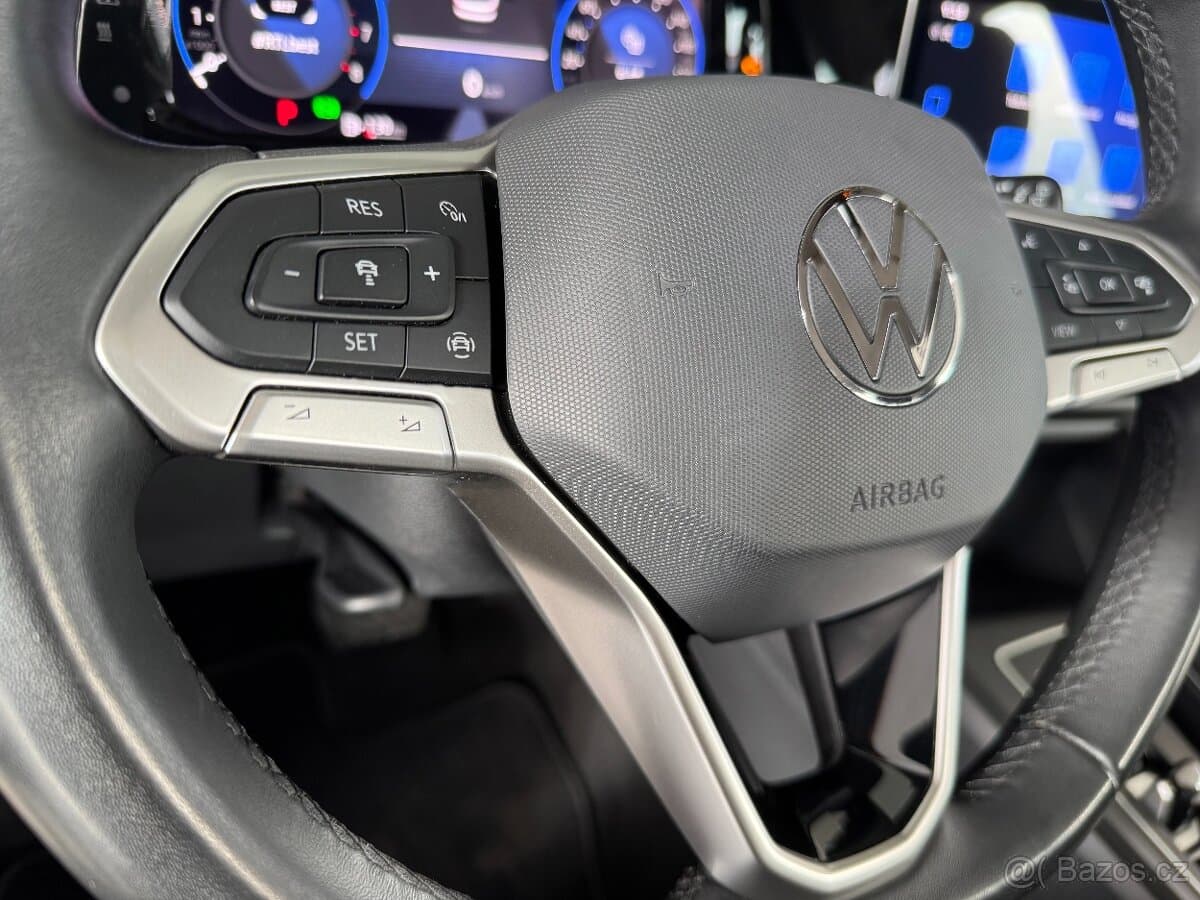 2023 Volkswagen GOLF - 16