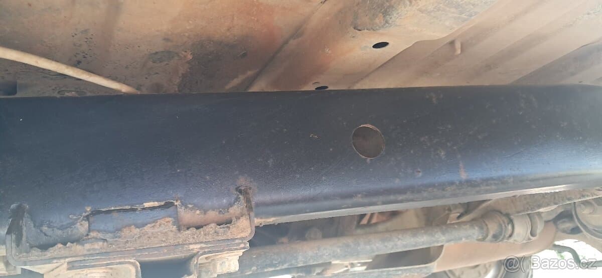 1998 Mitsubishi PAJERO - 16