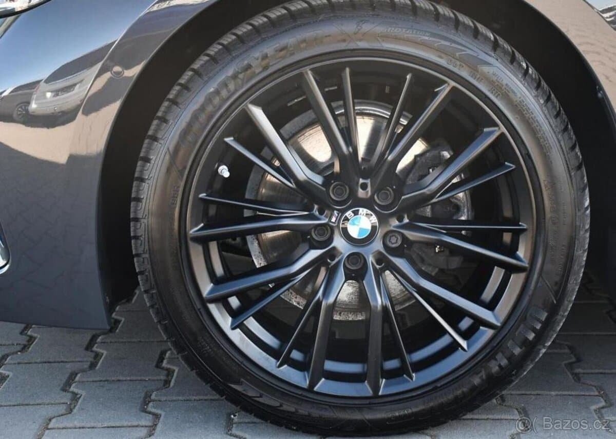 2024 BMW 3-SERIES - 16