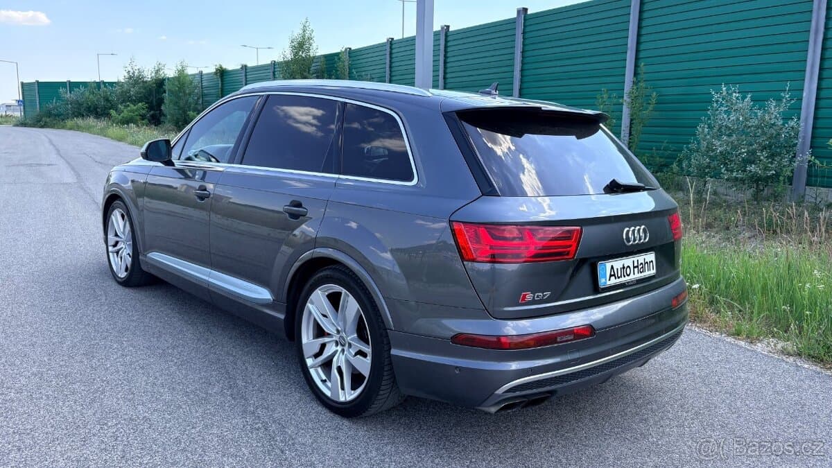 2016 Audi SQ7 - 16