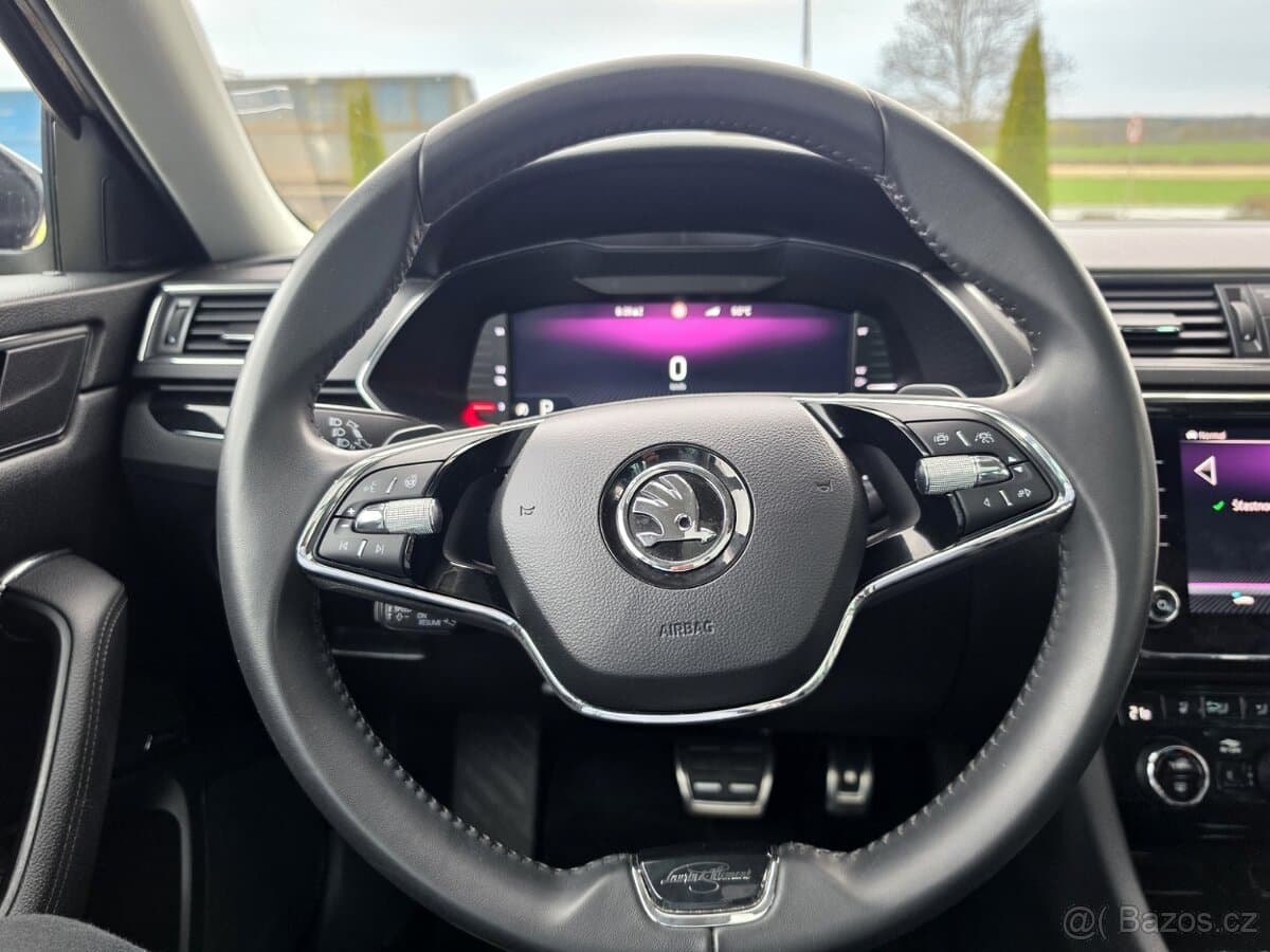 2023 Škoda SUPERB - 16
