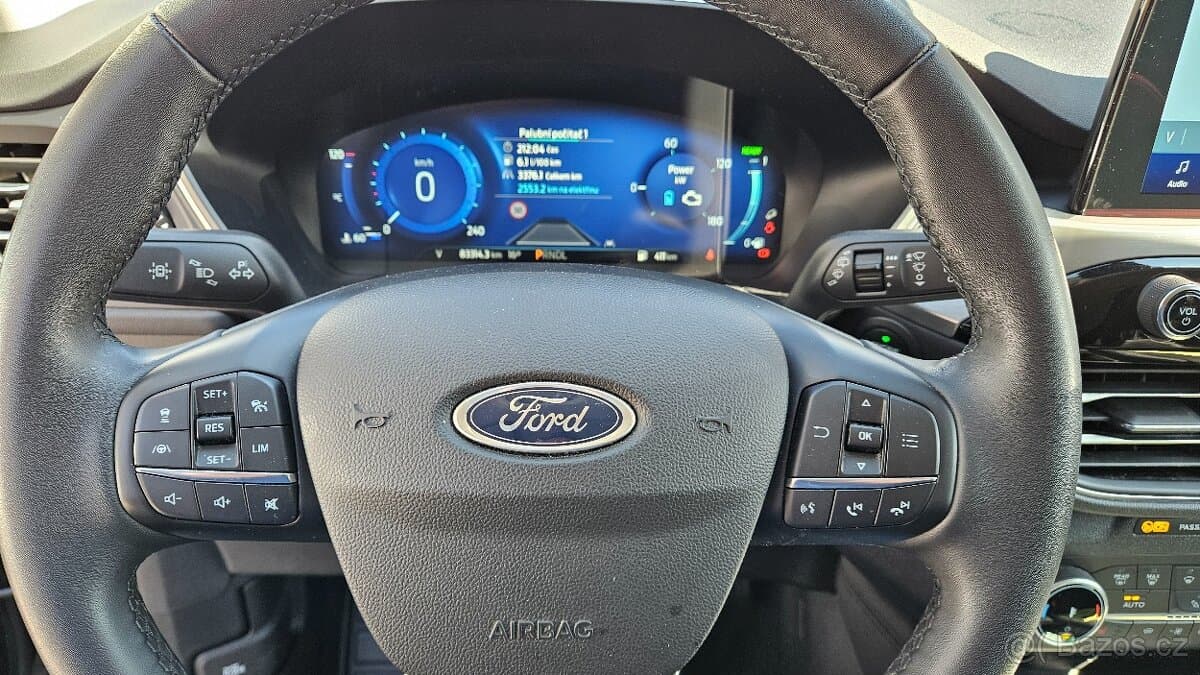 2023 Ford KUGA - 16