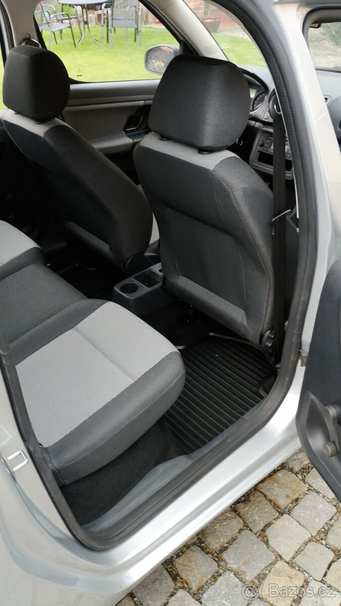2015 Škoda ROOMSTER - 16