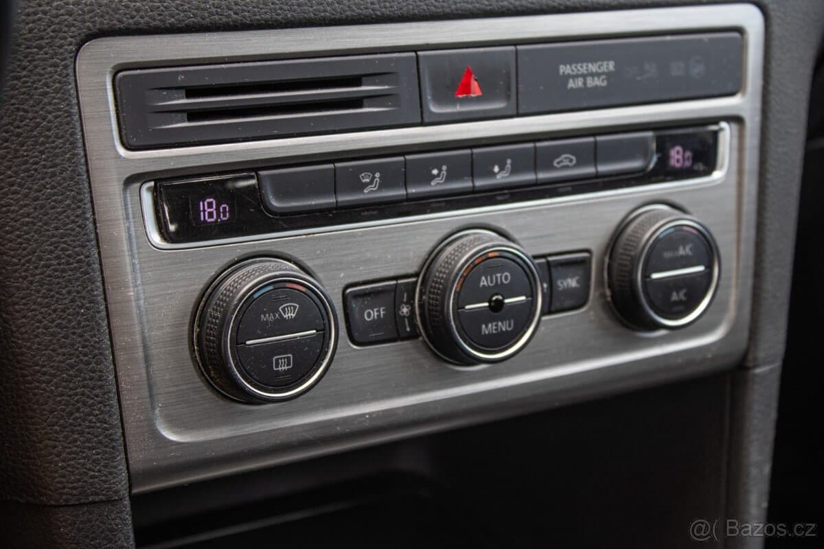 2014 Volkswagen GOLF - 16