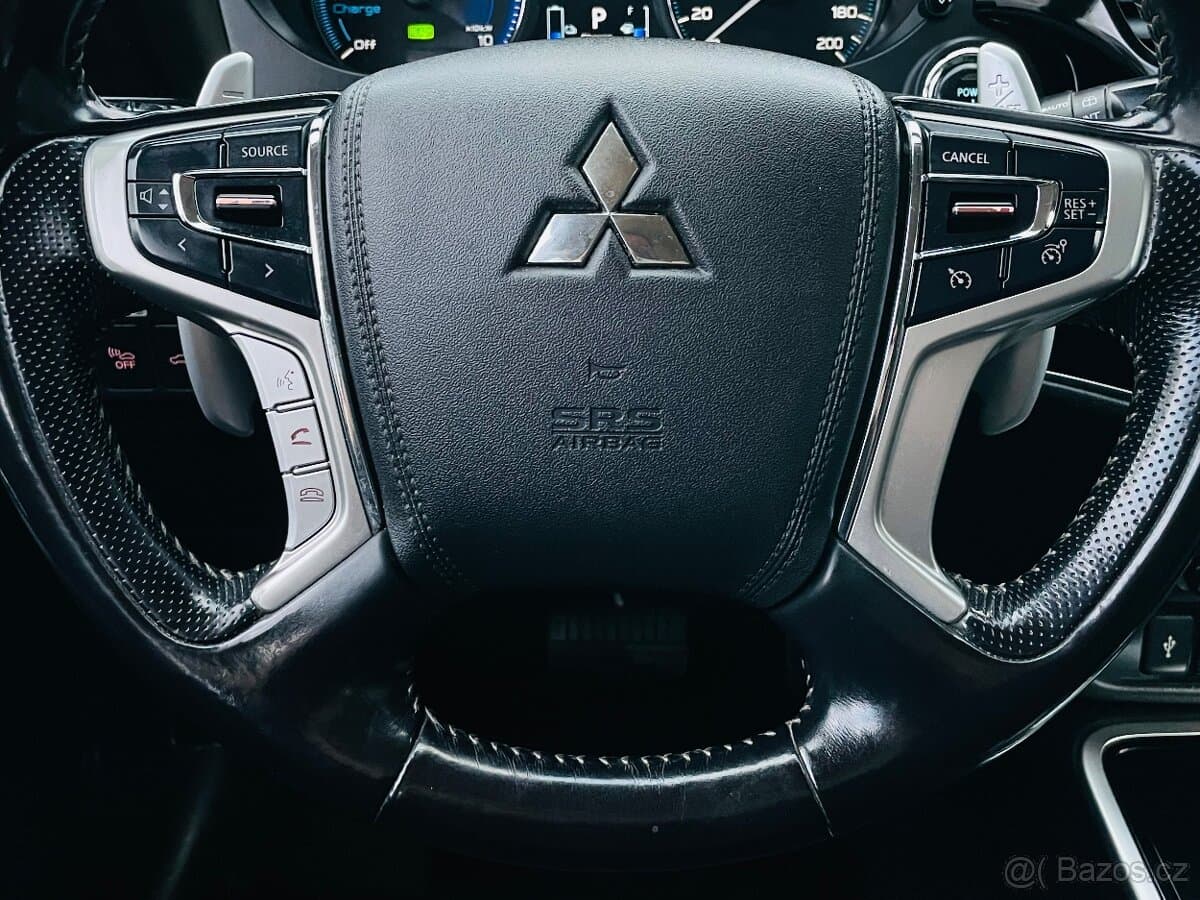 2020 Mitsubishi OUTLANDER - 16