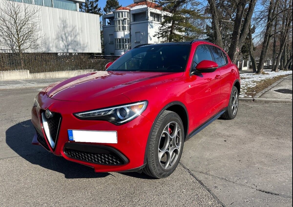2022 Alfa Romeo STELVIO - 16
