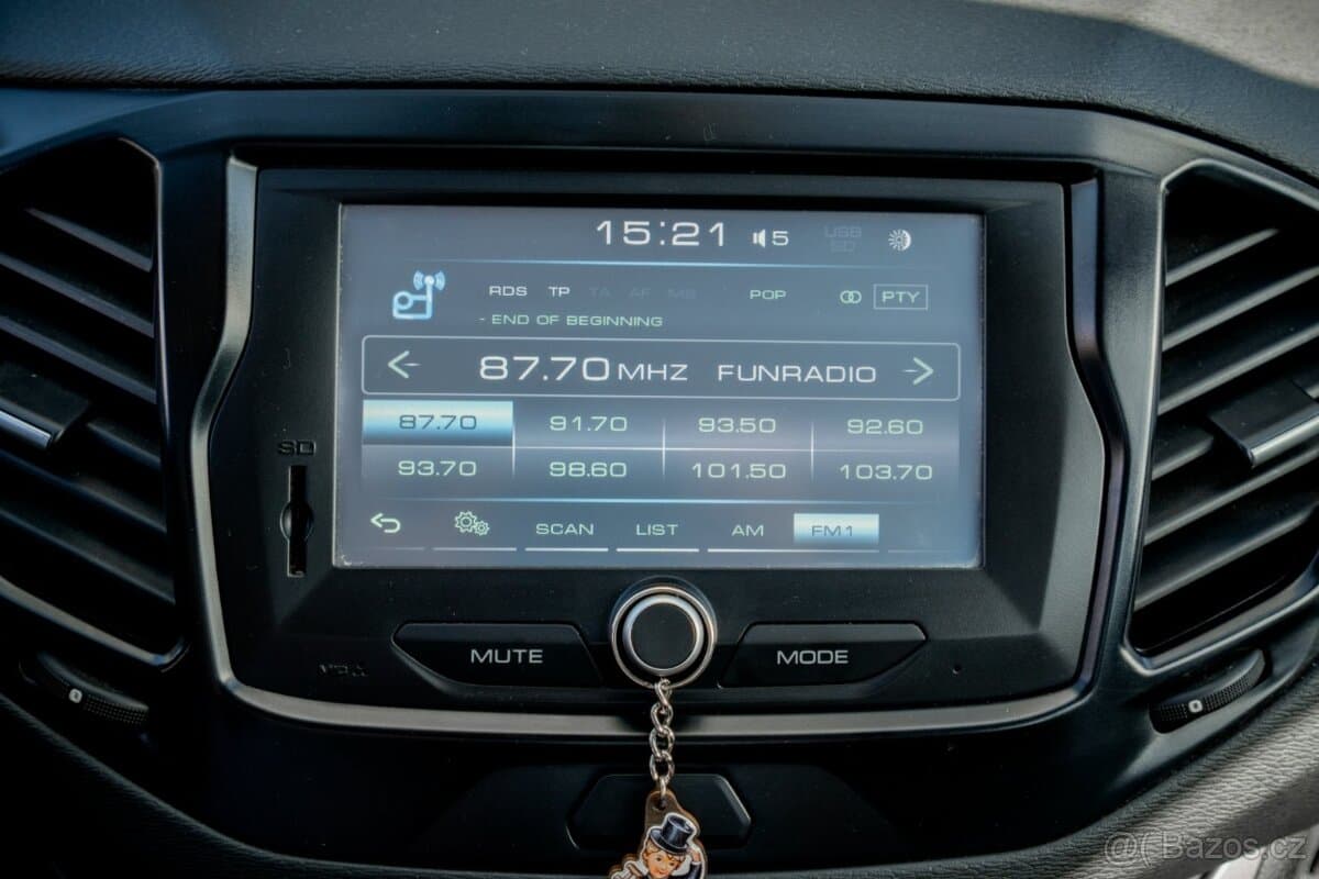 2018 Lada VESTA - 16
