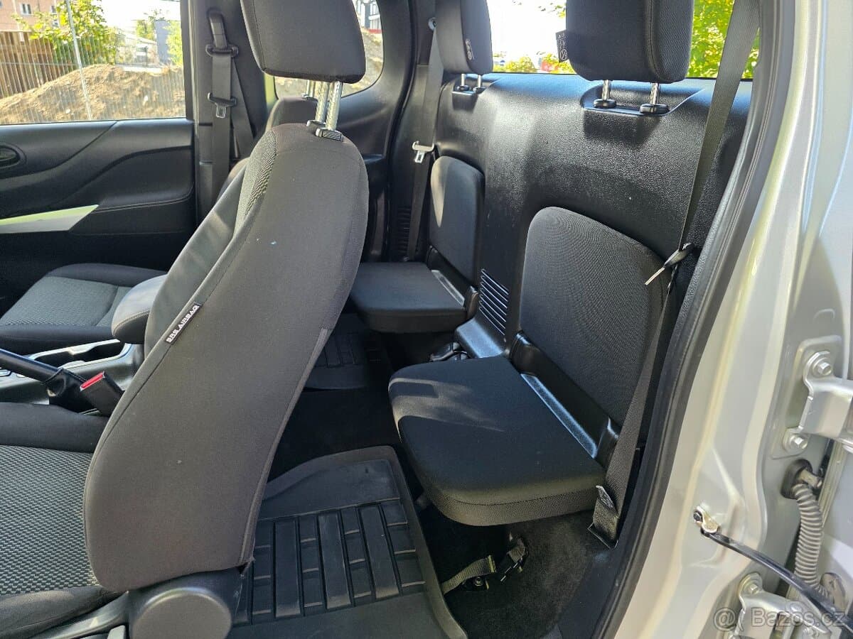 2020 Nissan NAVARA - 16