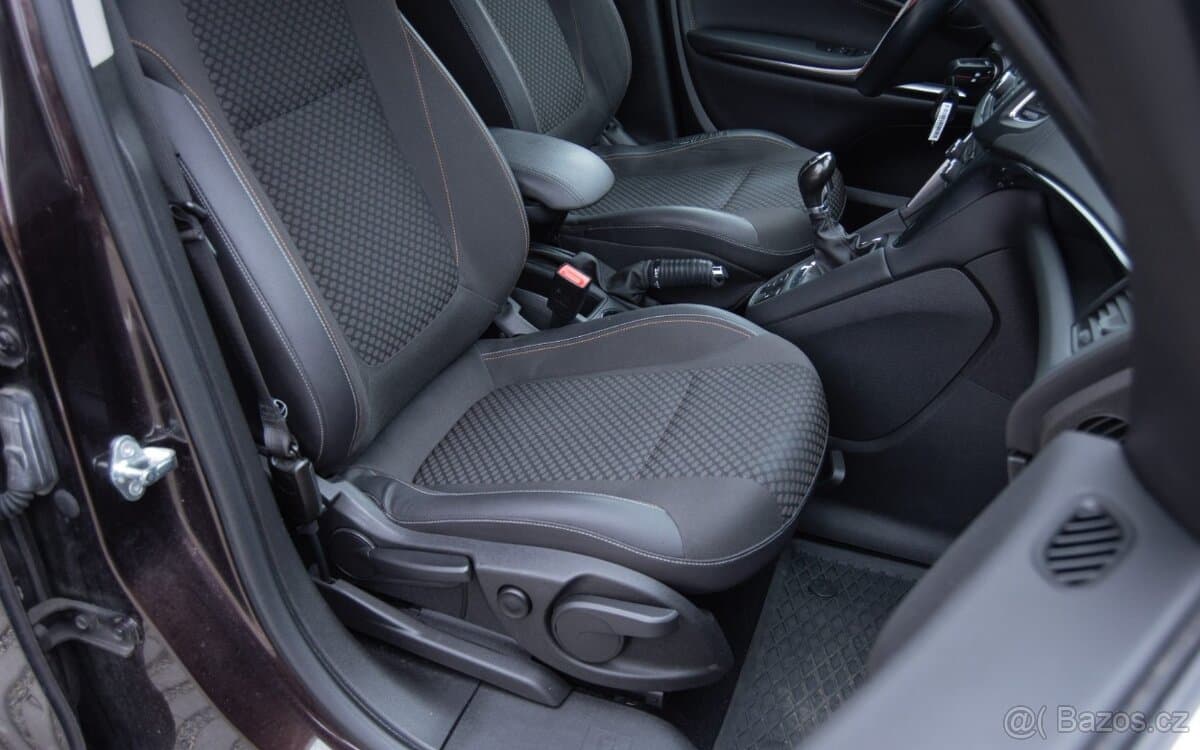 2015 Opel ZAFIRA - 16