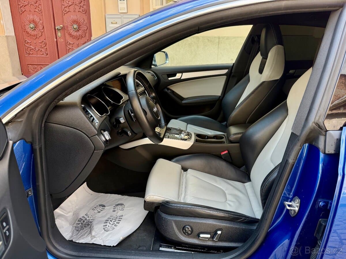 2012 Audi S5 - 16