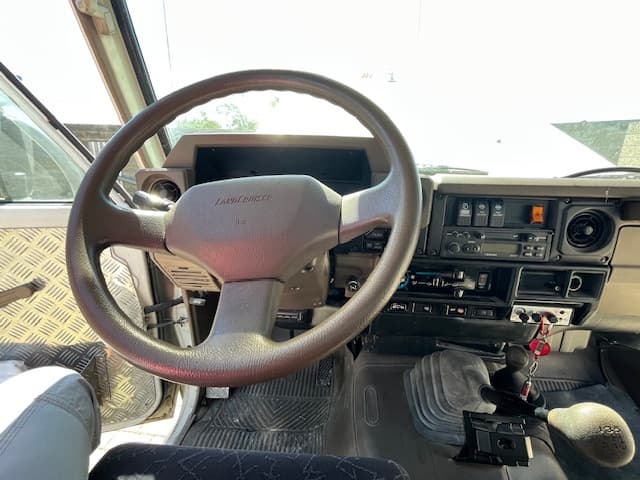 1999 Toyota LAND CRUISER - 16