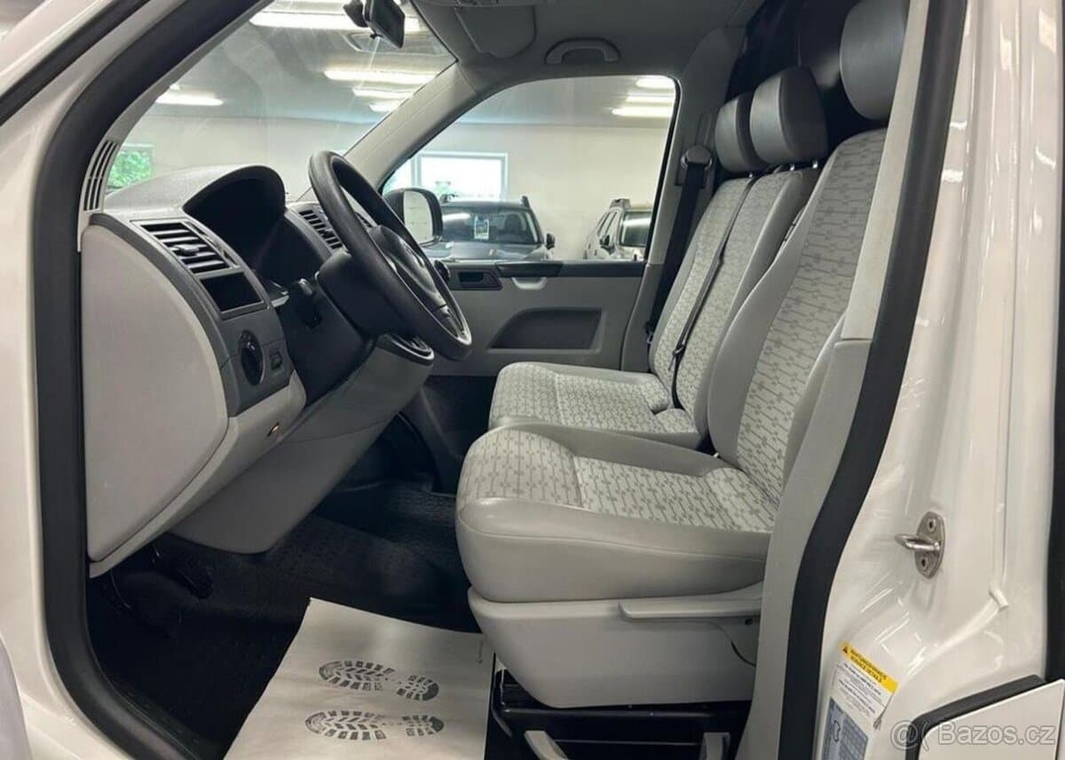 2013 Volkswagen TRANSPORTER - 16