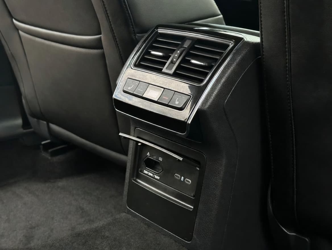 2020 Škoda SUPERB - 16