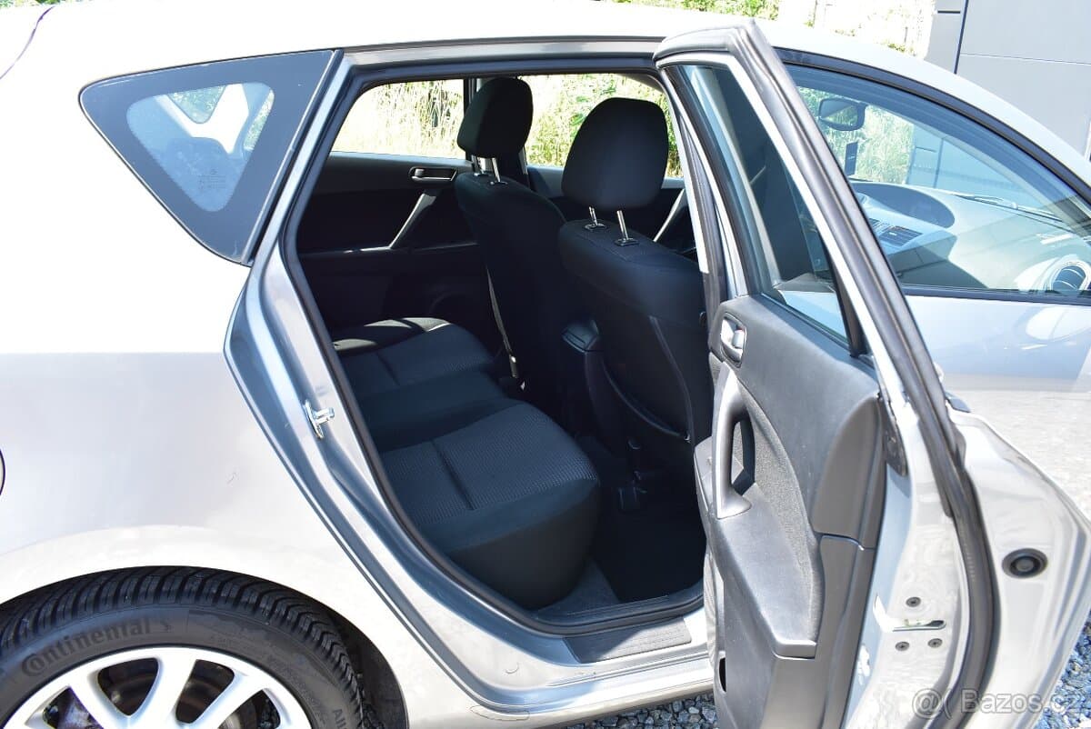 2013 Mazda 3 - 16