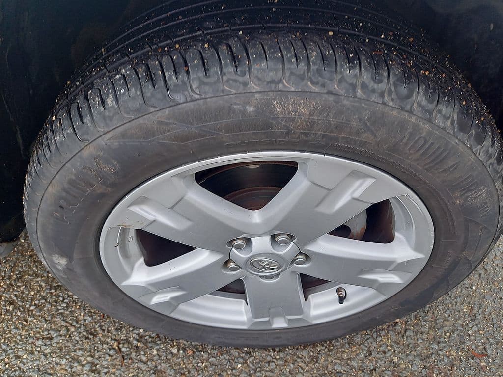 2007 Toyota RAV4 - 16
