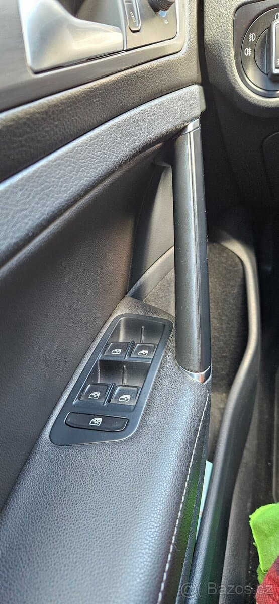 2015 Volkswagen GOLF - 16