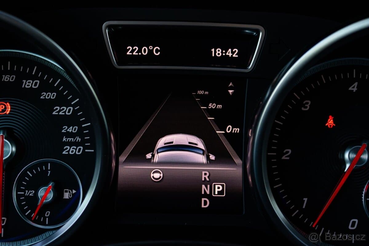 2016 Mercedes-Benz GLE - 16