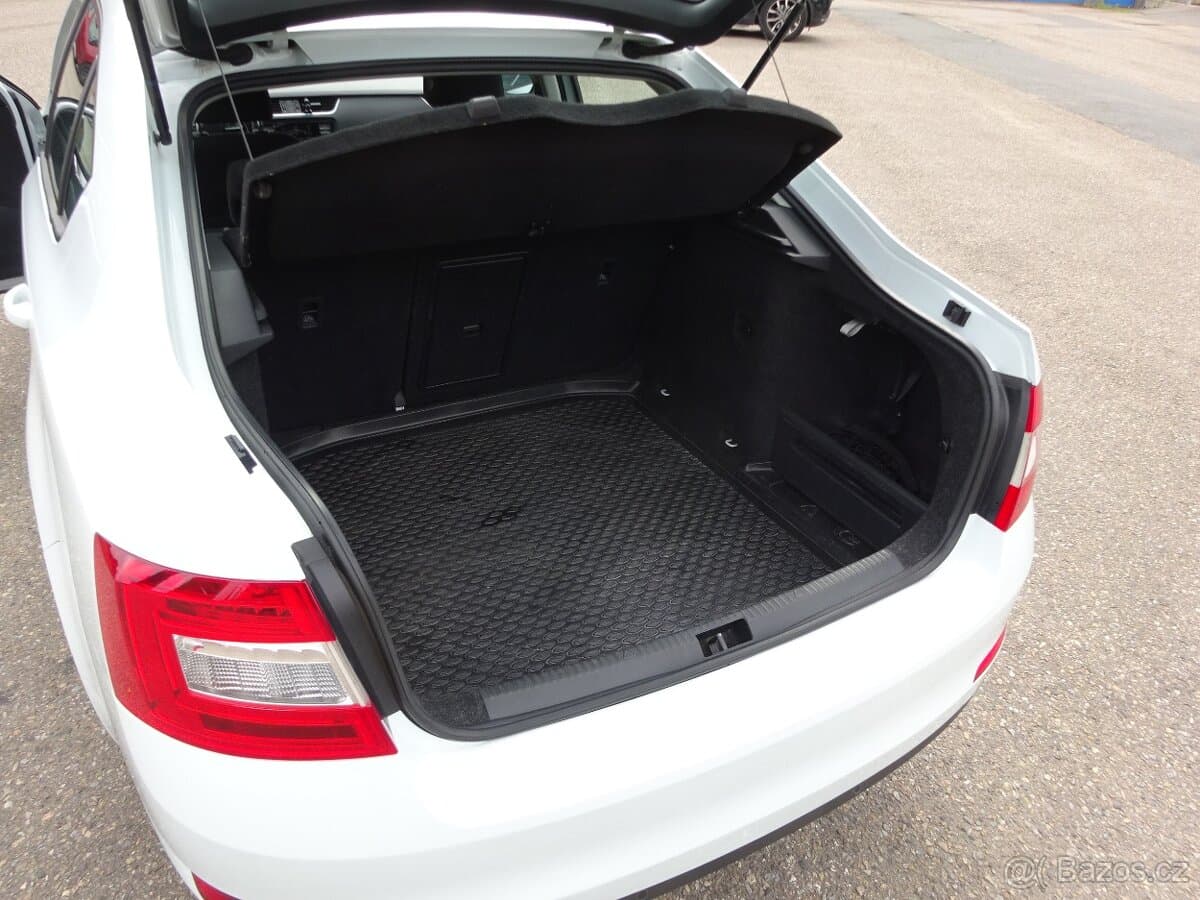 2017 Škoda OCTAVIA - 16