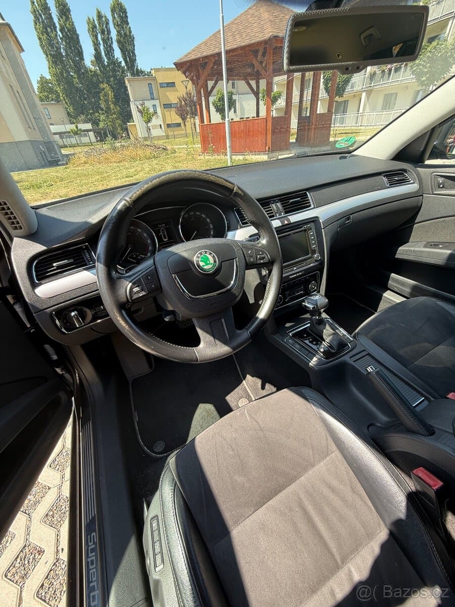 2012 Škoda SUPERB - 16