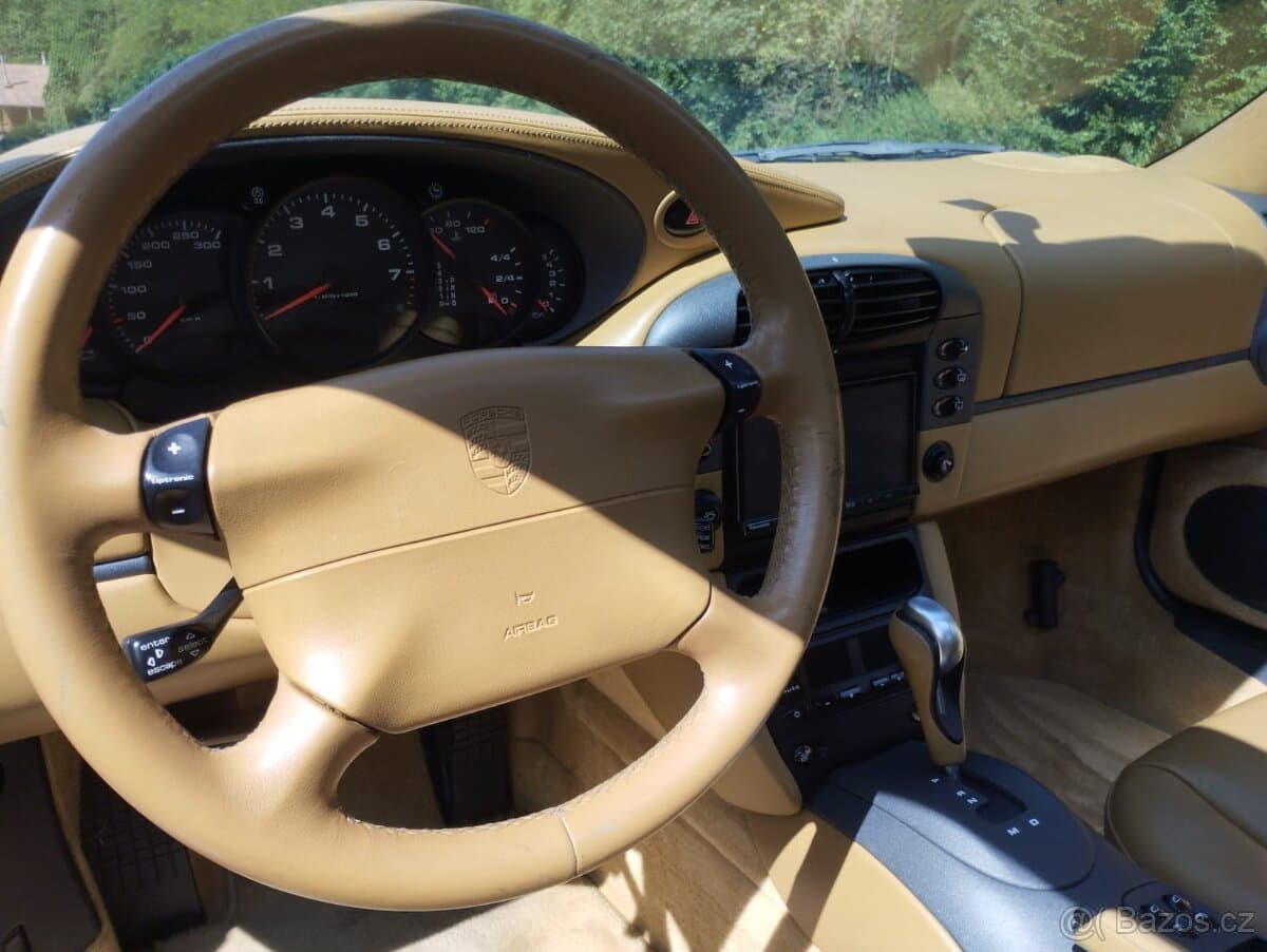 1998 Porsche 911 - 16