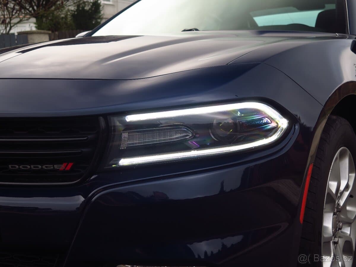 2016 Dodge CHARGER - 16