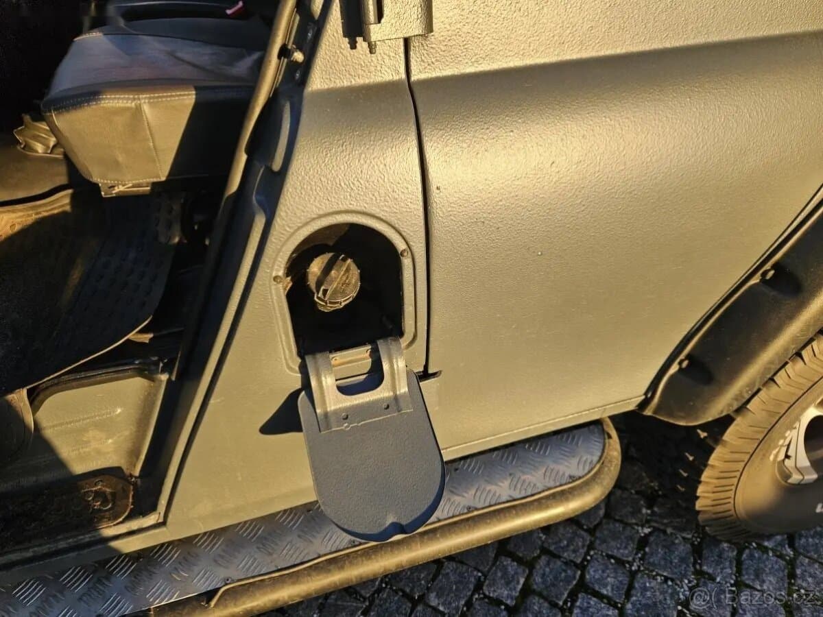 2016 UAZ HUNTER - 16