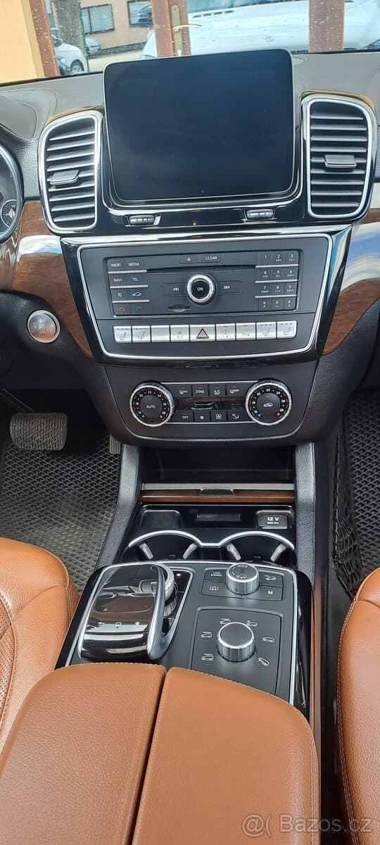 2016 Mercedes-Benz GL - 16