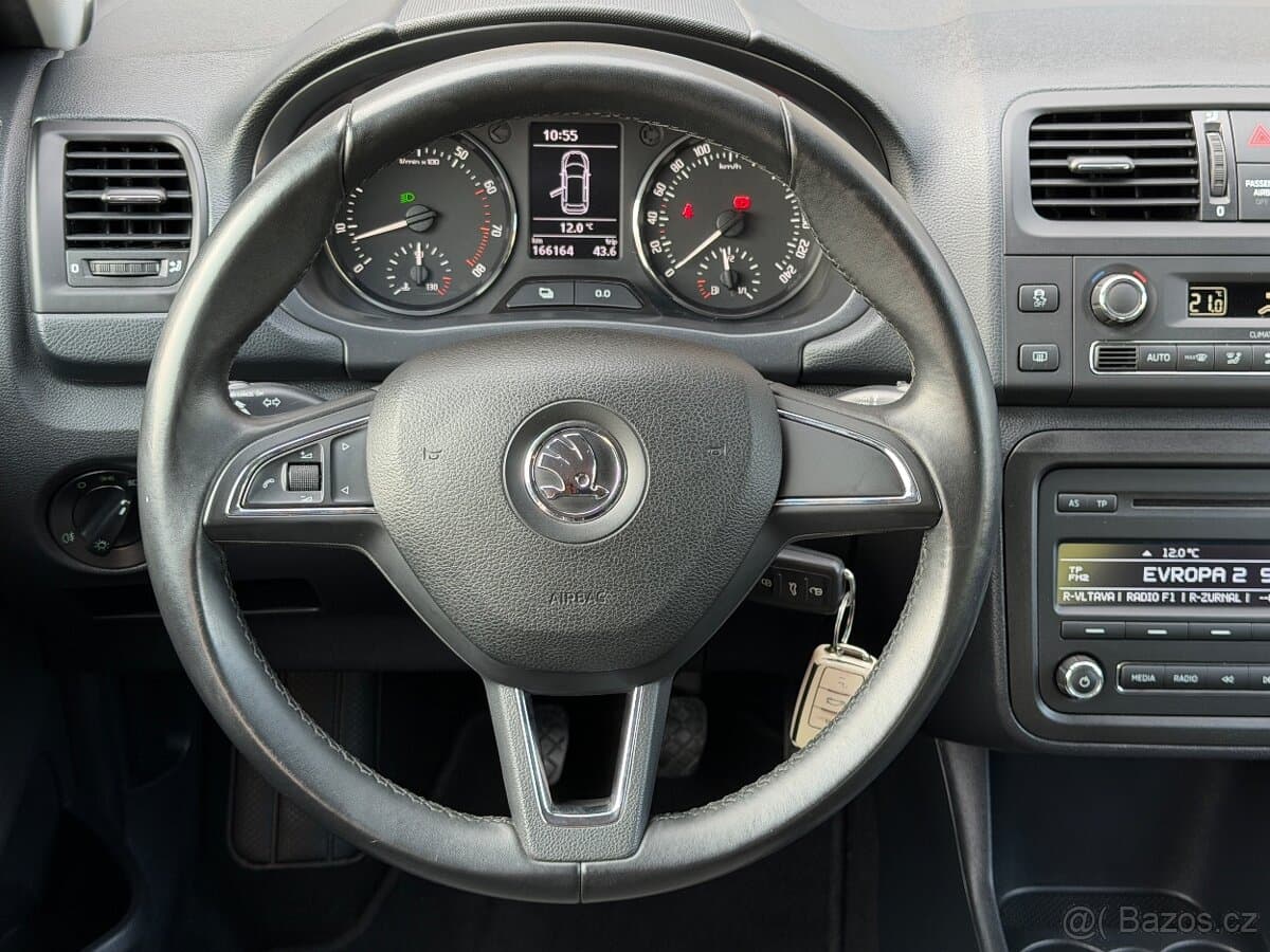 2014 Škoda FABIA - 16