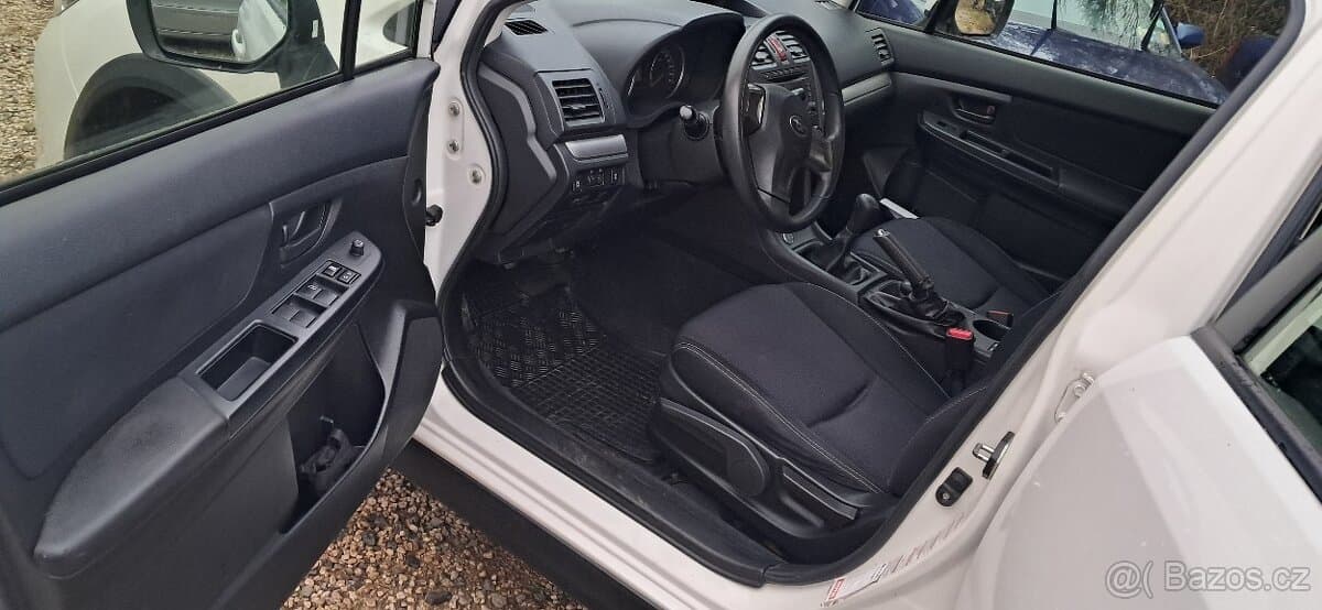 2015 Subaru XV - 16