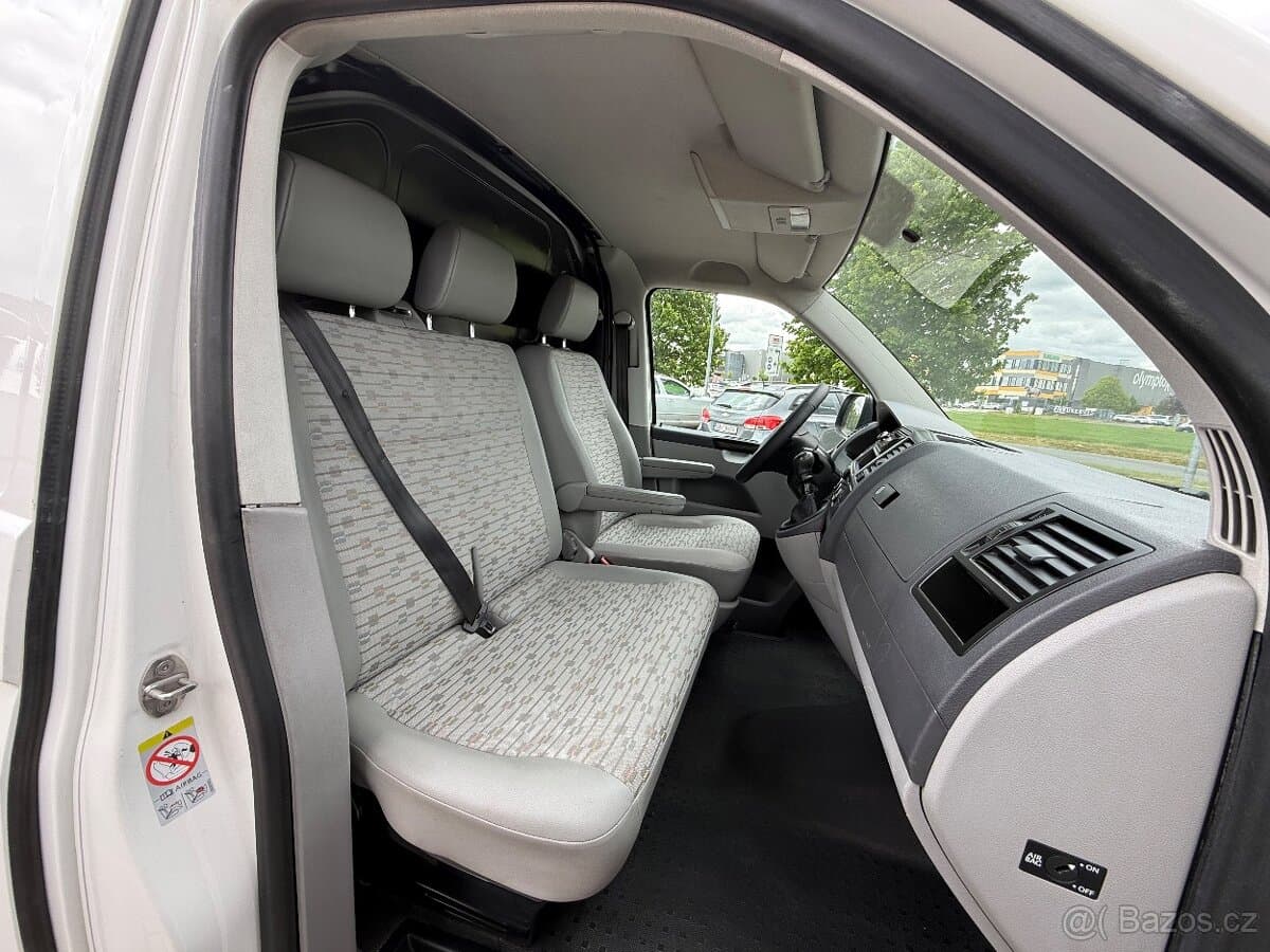 2013 Volkswagen TRANSPORTER - 16