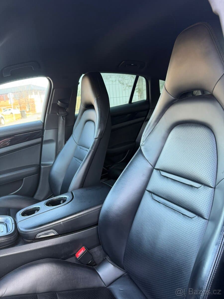 2018 Porsche PANAMERA - 16