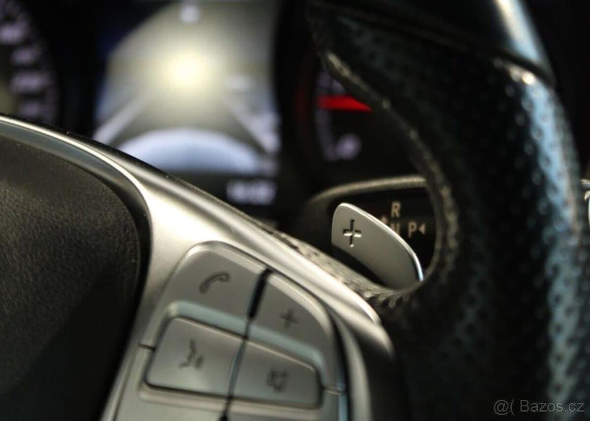 2016 Mercedes-Benz C-CLASS - 16